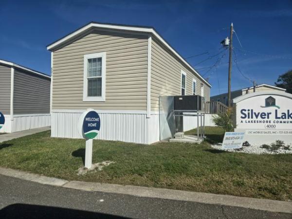 Photo 1 of 2 of home located at 4000 24th St N Unit 501 Saint Petersburg, FL 33714