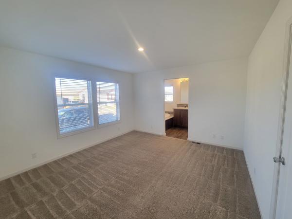 2022 Champion Y-53 Mobile Home