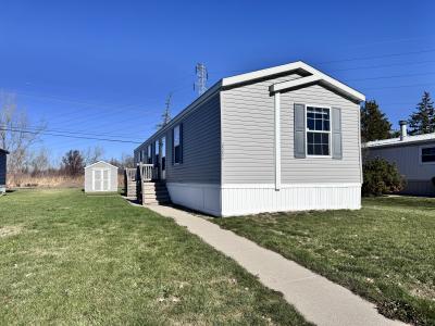 Mobile Home at 25034 Oxford Woodhaven, MI 48183
