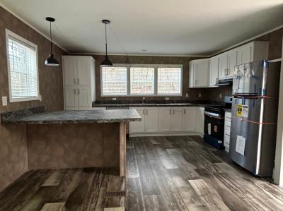 Photo 4 of 12 of home located at 229 Killingworth Turnpk #27 Clinton, CT 06413