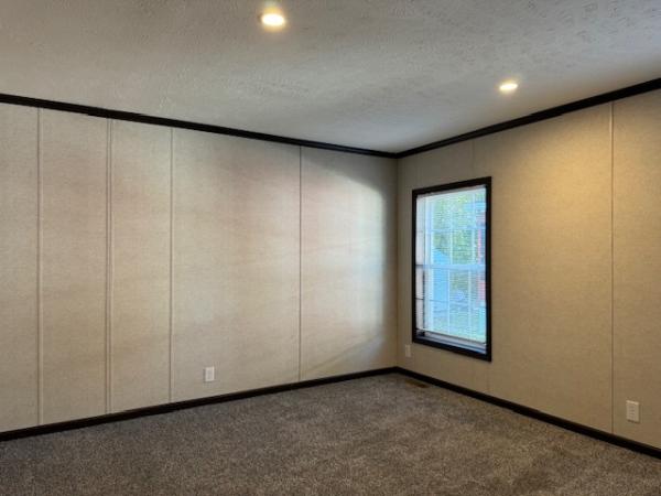 2021 Skyline FXE605E Mobile Home