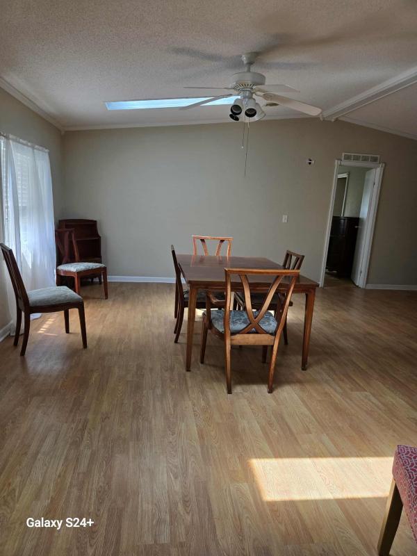 1985 Palm Harbor Mobile Home