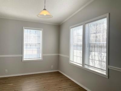 Photo 3 of 20 of home located at 6113 Northwood Circle White Lake, MI 48383