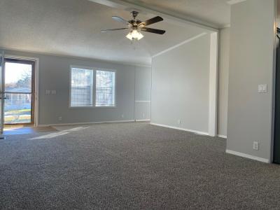 Photo 5 of 20 of home located at 6113 Northwood Circle White Lake, MI 48383