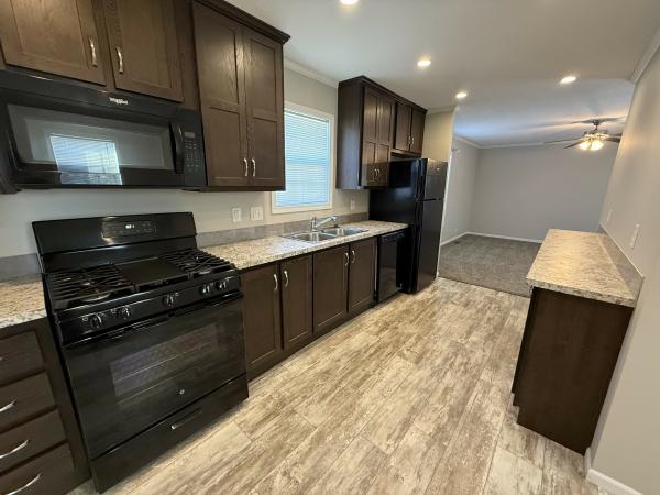 2020 Redman RA1670202 Mobile Home