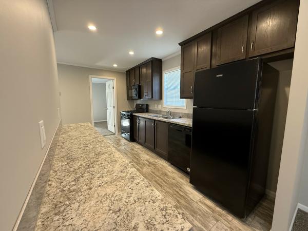 2020 Redman RA1670202 Mobile Home