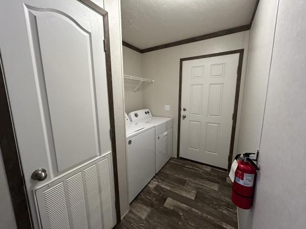 2022 Clayton Pulse 6016-703  Home