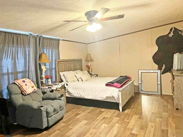 2023 CMH  98TRU28765AH24 Manufactured Home