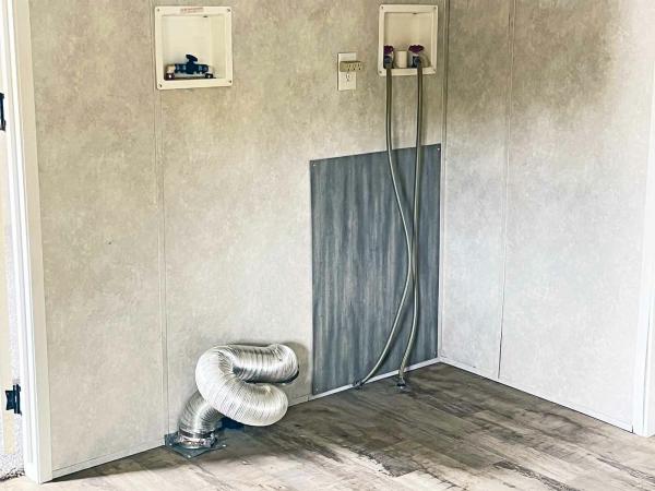 2017 Adventure  Mojave  Manufactured Home