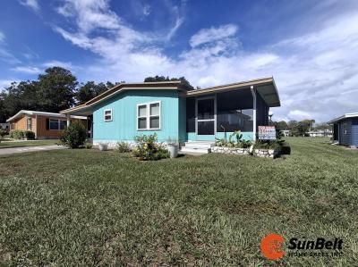 Photo 3 of 64 of home located at 6798 Easy Street Ocala, FL 34472