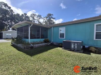 Photo 5 of 64 of home located at 6798 Easy Street Ocala, FL 34472