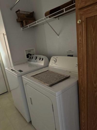 Photo 5 of 6 of home located at 5667 SW 59th St Ocala, FL 34474