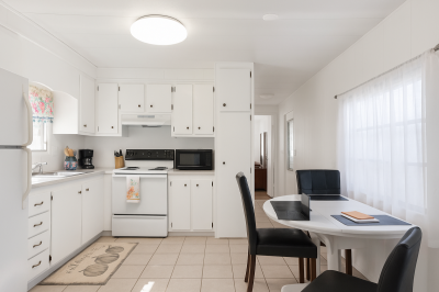 Photo 4 of 21 of home located at 2505 East Bay Drive Largo, FL 33771