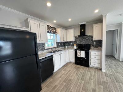 Photo 5 of 11 of home located at 1239 Primrose Peak Drive #075 Ruskin, FL 33570