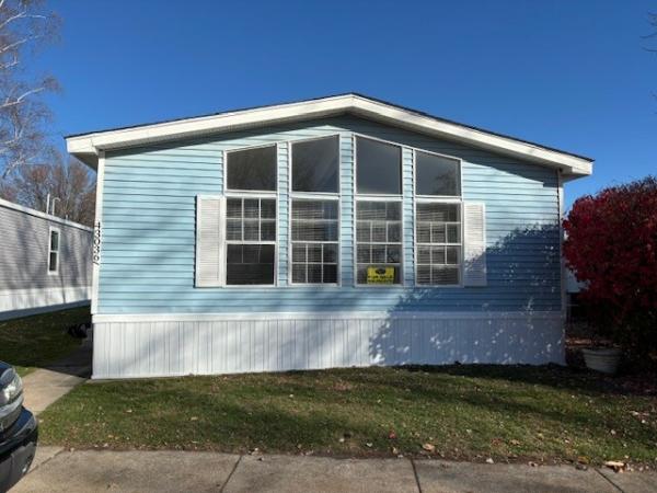 1985 Friendship Manufactured Home