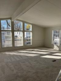 1985 Friendship Manufactured Home