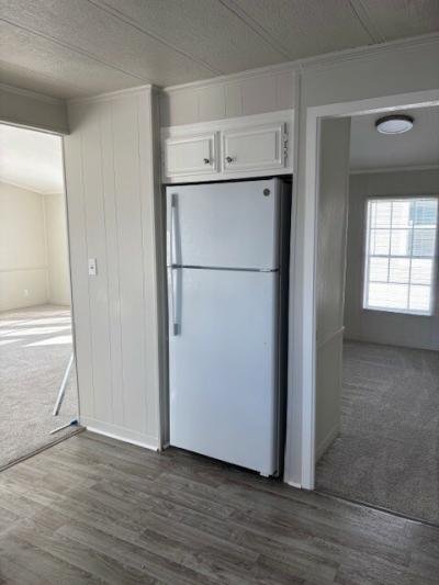 Photo 5 of 13 of home located at 43036 Ponchartrain Ave  #64 Sterling Heights, MI 48314