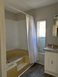 1985 Friendship Manufactured Home