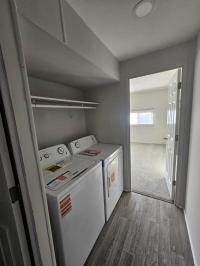 1978 Parkwood Manufactured Home