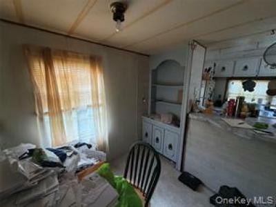 Photo 4 of 10 of home located at 409 Sandgate Drive New Windsor, NY 12553