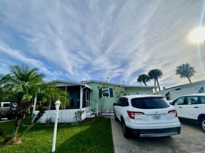 Photo 2 of 11 of home located at 552 Waterfront Street Melbourne, FL 32934