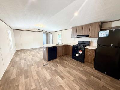 Photo 4 of 28 of home located at 5151 N. Kain Ave. #150 Tucson, AZ 85705