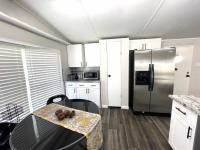 1987 Clayton Homes EAS Mobile Home