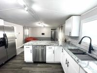 1987 Clayton Homes EAS Mobile Home