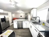 1987 Clayton Homes EAS Mobile Home