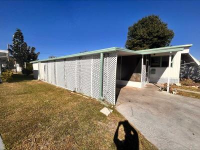 Photo 2 of 6 of home located at 727 Satsuma St Lakeland, FL 33803