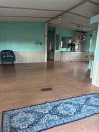 1985 Manufactured Home