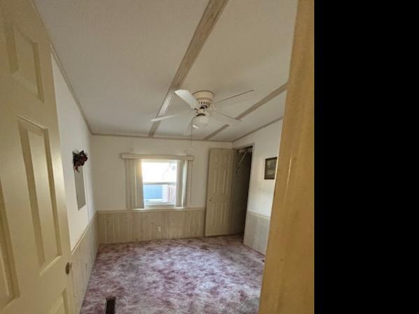 1985 Manufactured Home