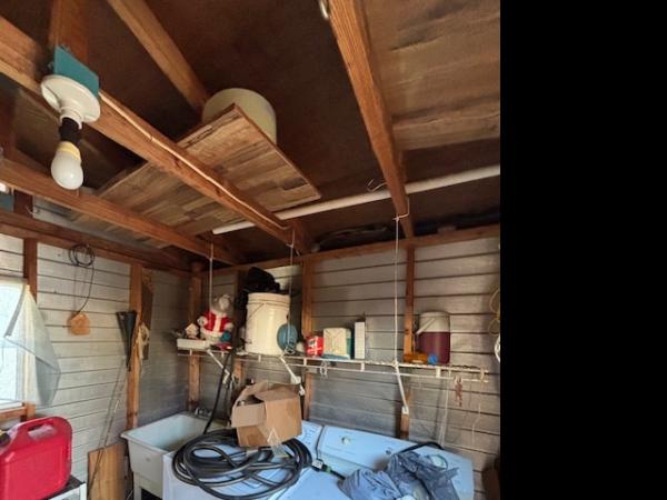 1985 Manufactured Home