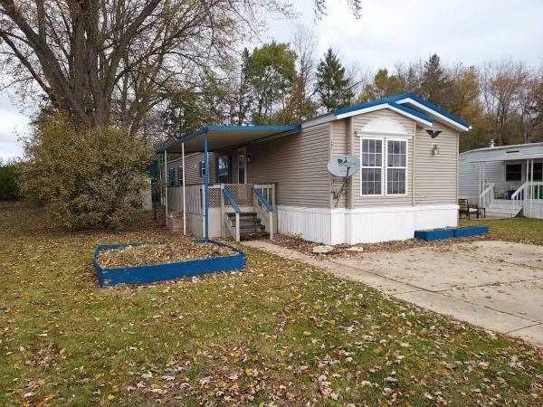 2000 Fairmont Mobile Home