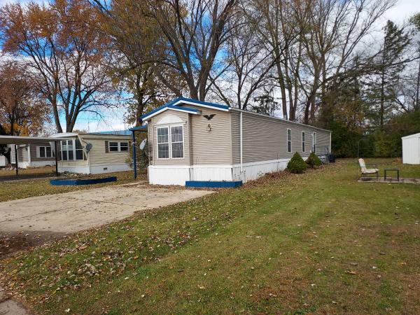 2000 Fairmont Mobile Home