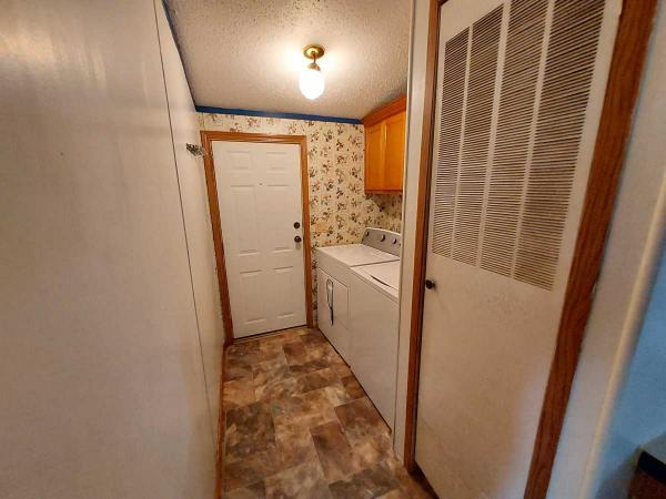 2000 Fairmont Mobile Home