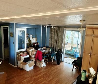 Photo 4 of 7 of home located at 435 16th Ave SE Largo, FL 33771