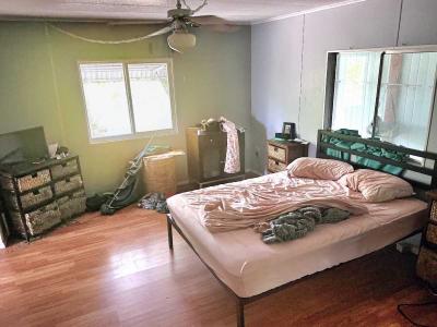 Photo 5 of 7 of home located at 435 16th Ave SE Largo, FL 33771