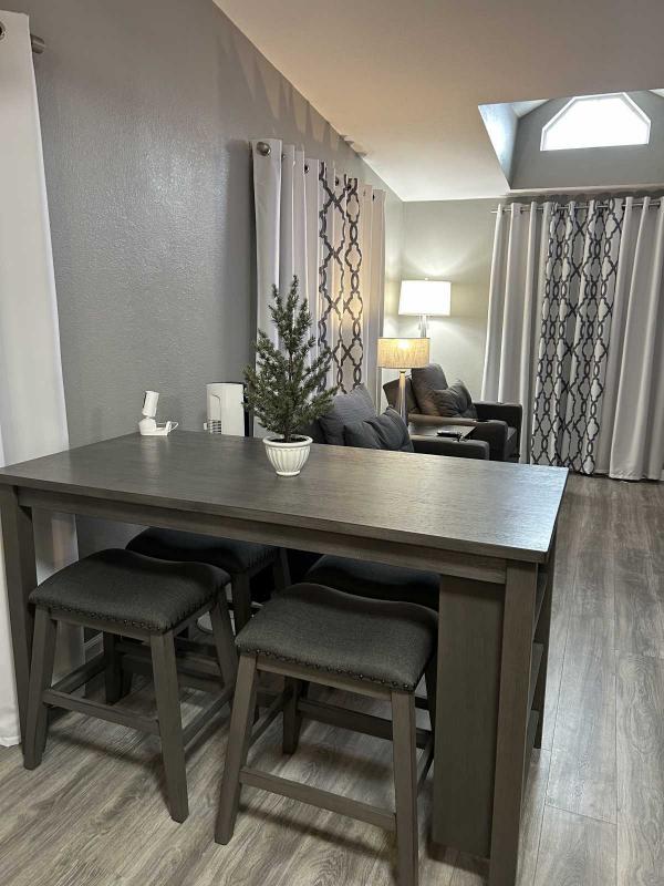 1996 Skyline OAK6526 Manufactured Home