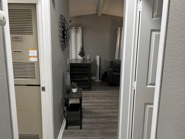 1996 Skyline OAK6526 Manufactured Home