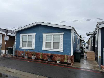 Photo 2 of 47 of home located at 327 W Wilson Street #28 Costa Mesa, CA 92627