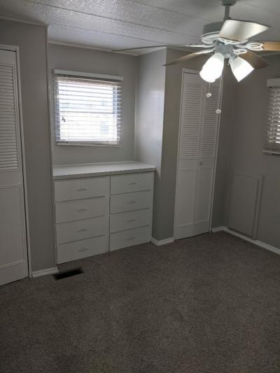 Photo 3 of 8 of home located at 570 57th Ave W Lot 199 Bradenton, FL 34207