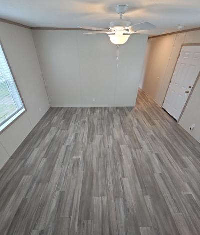 Photo 4 of 11 of home located at 6219 S Us Highway 51 Site 80 Janesville, WI 53546