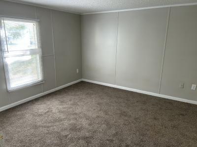 Photo 5 of 8 of home located at 2620 N Washington St #94R Kokomo, IN 46901