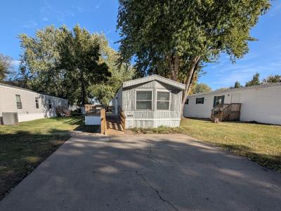 Mobile Home at 340 Country Elms Est. Galesburg, IL 61401