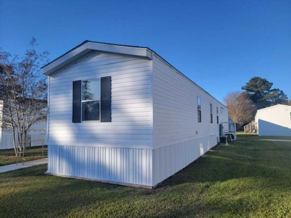  Mobile Home For Sale