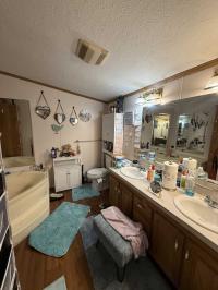 2000 Oak Marlette Mobile Home