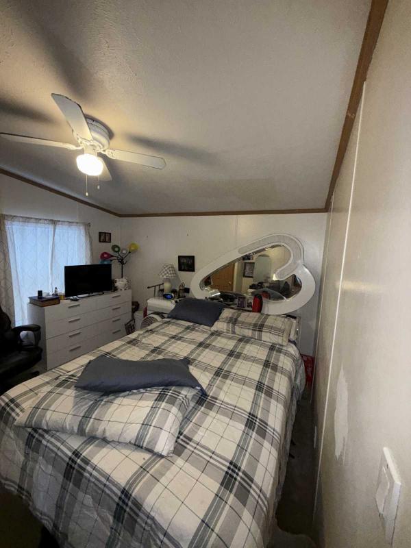 2000 Oak Marlette Mobile Home