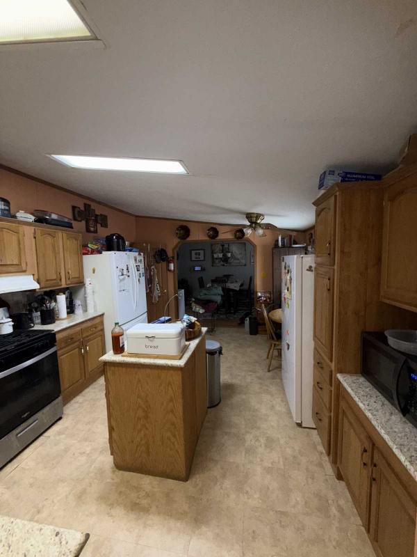2000 Oak Marlette Mobile Home