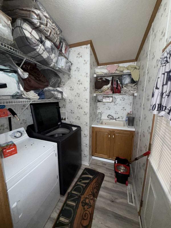 2000 Oak Marlette Mobile Home